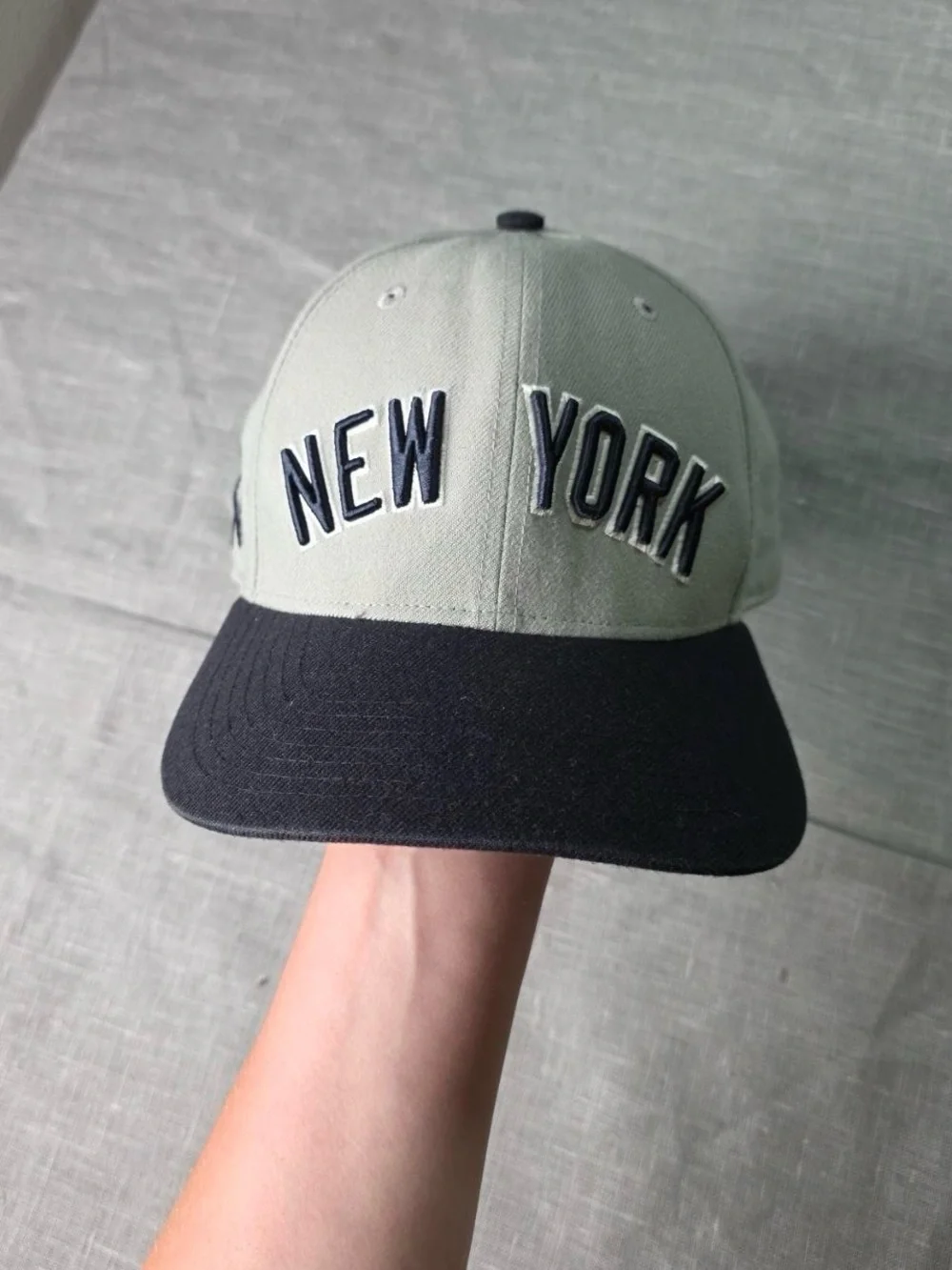 47 Brand New York Yankees Snapback Hat Grey Black NY Spell Out Vintage Style Cap